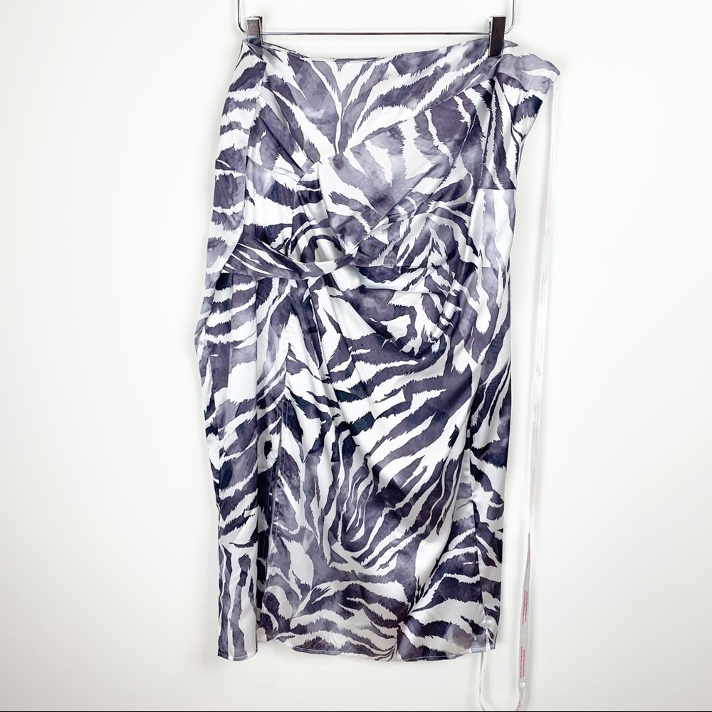 Missguided | Plus Size Zebra Twist Midi Skirt NWT